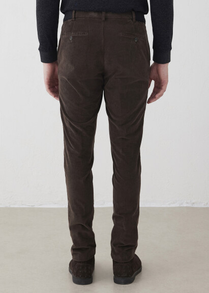 Brown Color Velvet Elastic Waist Jogger Pants - 4