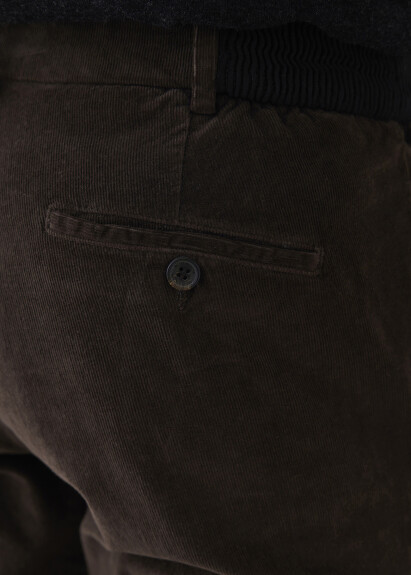 Brown Color Velvet Elastic Waist Jogger Pants - 5