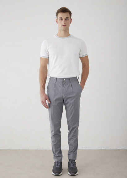 Pleated Gray Color Chino Pants 