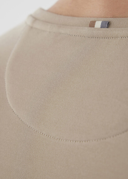 Stone Color Crew Neck Long Sleeve T-Shirt - 11