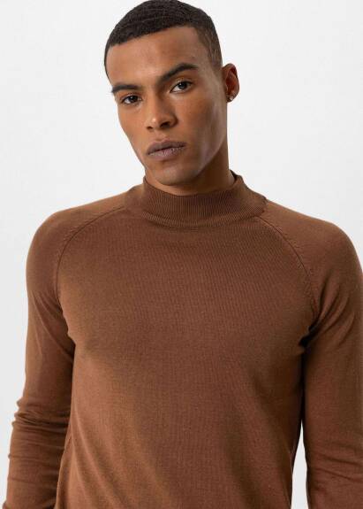 Açık Kahve Renk Yarım Boğazlı Erkek Triko - 2