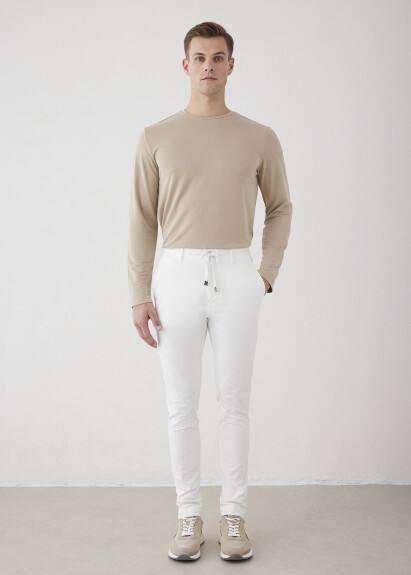 Kırık Beyaz Renk Esnek Belli Kordonlu Chino Pantolon 