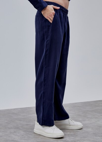 Lacivert Renk Dökümlü Tensel Pantolon - 4